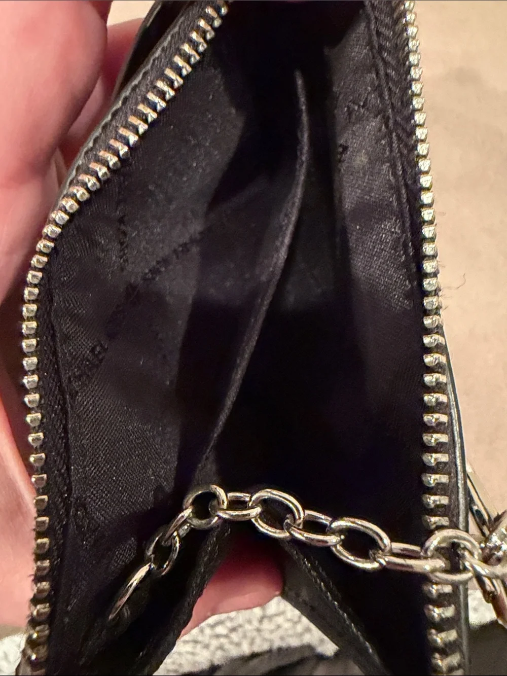 MICHAEL KORS Black Saffiano Card Holder with silver hardware